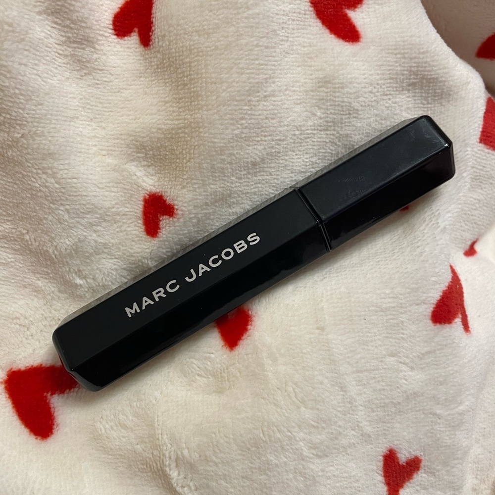 MARC JACOBS VELVET NOIR MASCARA